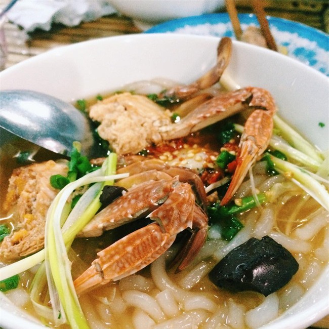 Điểm danh 5 món bánh canh dân dã những ngon nổi tiếng của Việt Nam - Ảnh 11.