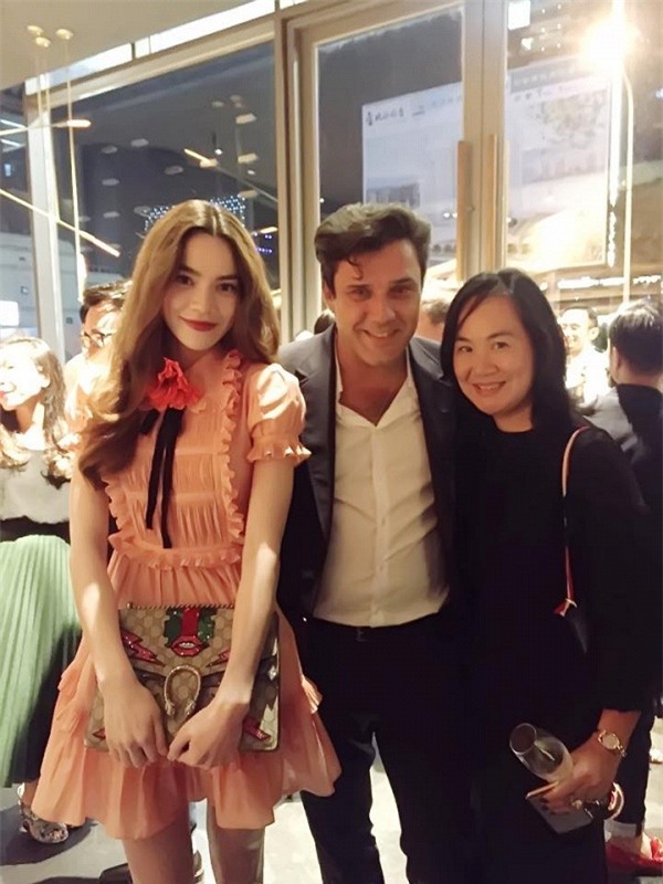 Những người đẹp chỉ chuyên trung thành với một hãng túi hiệu - Ảnh 18.