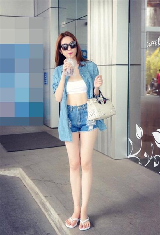 Những người đẹp chỉ chuyên trung thành với một hãng túi hiệu - Ảnh 6.