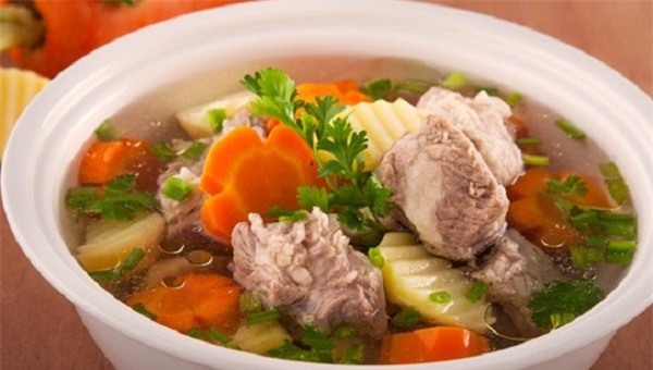 Thiet dai ca nha bua com thinh soan cho 6 nguoi an thoai mai gia chi 70000