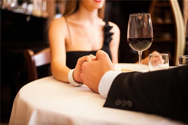 đi ăn, chia tiền, văn hoá, người Việt, người Mỹ, đàn ông, phụ nữ