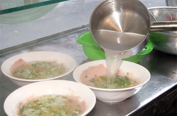 Bún quậy ở Phú Quốc, quán bún phú quốc, món ăn phú quốc, ẩm thực phú quốc, du lịch phú quốc, phú quốc