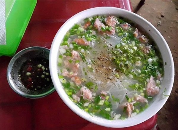 Bún quậy ở Phú Quốc, quán bún phú quốc, món ăn phú quốc, ẩm thực phú quốc, du lịch phú quốc, phú quốc