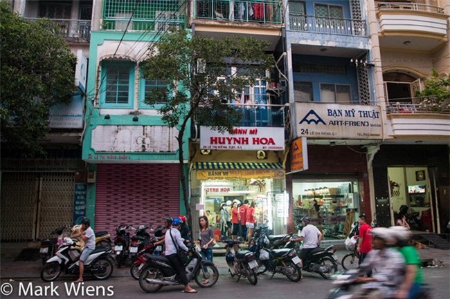 bánh mì, bánh mỳ, đông khách, xếp hàng, TP.HCM, Sài Gòn