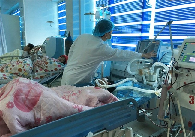 Đừng tự hủy hoại bản thân sau những cuộc nhậu, bởi rượu có thể rẻ nhưng tính mạng con người thì không! - Ảnh 2.