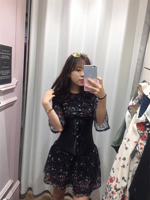 cac co gai tre dang no nuc dung cach nay de co vong eo con kien - 7