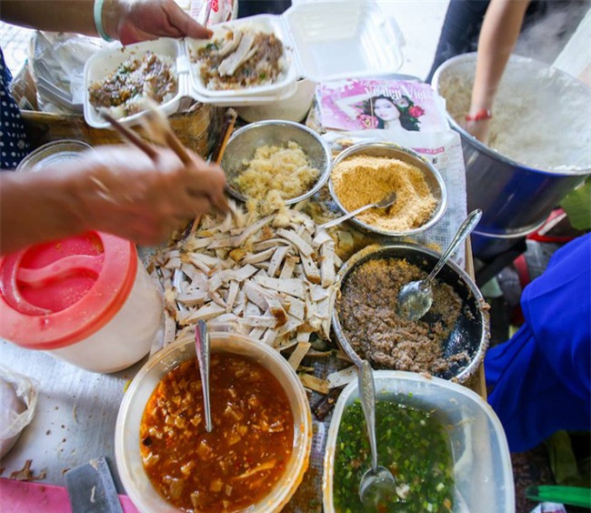 6 quán ăn bình dân chẳng cần quảng cáo nhưng lúc nào cũng tấp nập khách ở Sài Gòn - Ảnh 8.