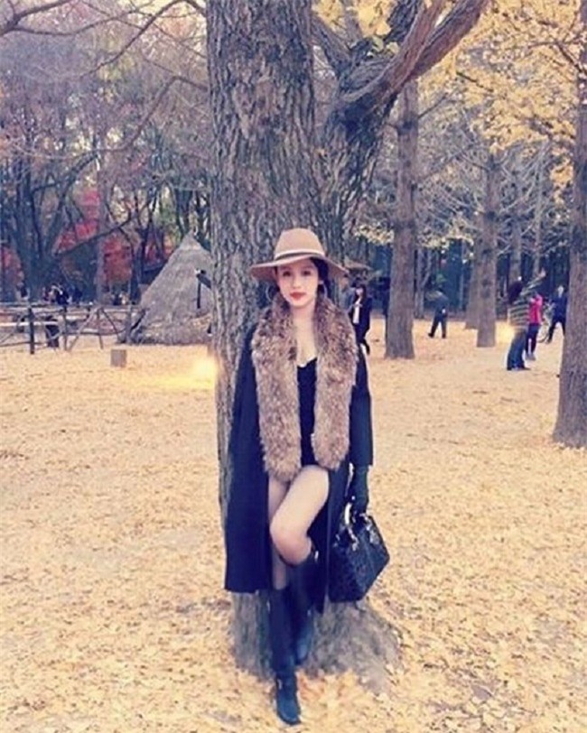 "mon mat" truoc phong cach thoi trang sexy cua huyen baby hinh anh 4
