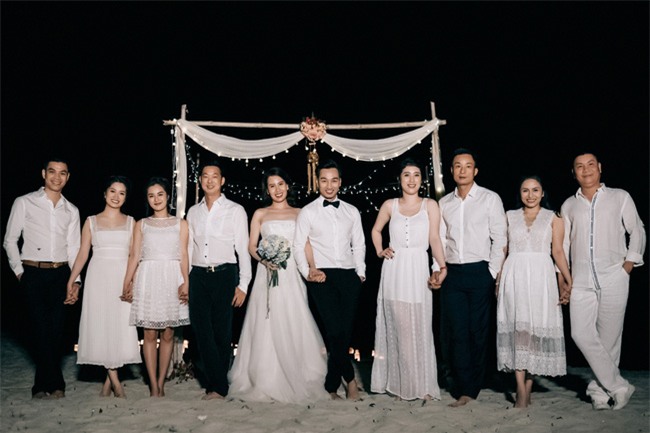 mc-thanh-trung-quy-goi-cau-hon-ban-gai-blogtamsuvn06