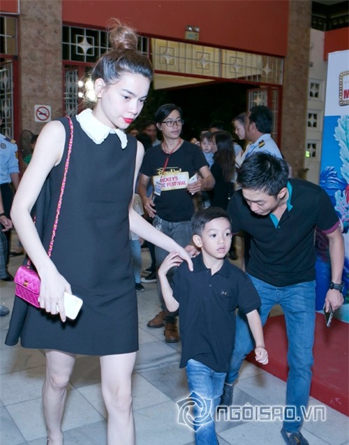 Ca sĩ hồ ngọc hà,cường đô la,hà hồ thân thiết bên cường đô la