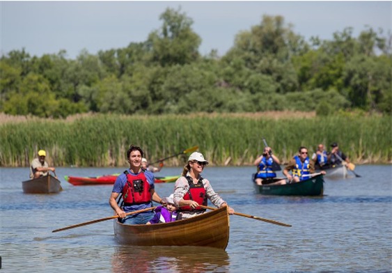 Chân dung người phụ nữ luôn sát cánh bên Thủ tướng Canada, vị chính trị gia quyến rũ nhất hành tinh - Ảnh 15.