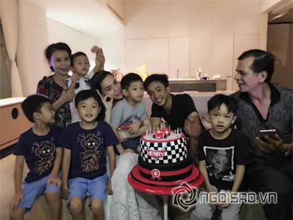 Ca sĩ hồ ngọc hà,cường đô la,hà hồ thân thiết bên cường đô la