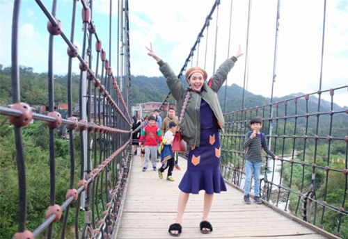 doi dep tung bi che toi boi vi xau gio lai duoc hoi chi em dua nhau di - 1