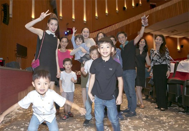 anh "chup len" tiet lo moi quan he doi thuong cua cuong dola va ha ho hinh anh 22