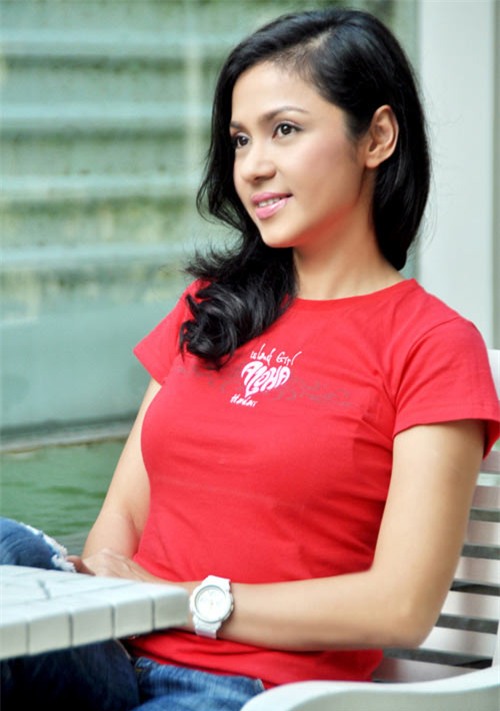 Diễn viên việt trinh,cuộc đời việt trinh,việt trinh giờ ra sao