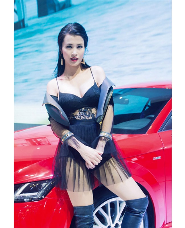 4 ngoc nu da lot xac la sexy "toi ben" hinh anh 17