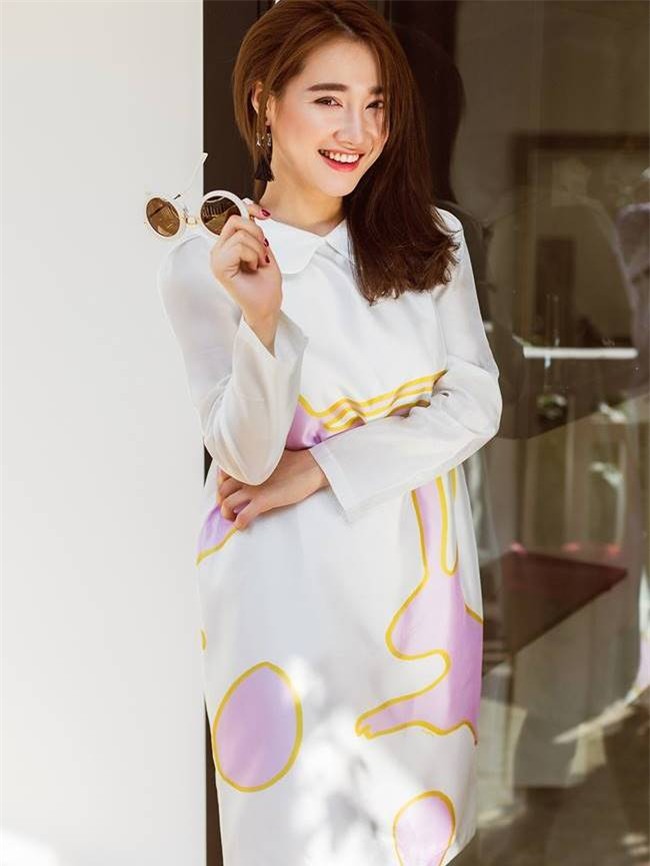 "mot nua" nong bong cua cac nam mc viet hinh anh 7