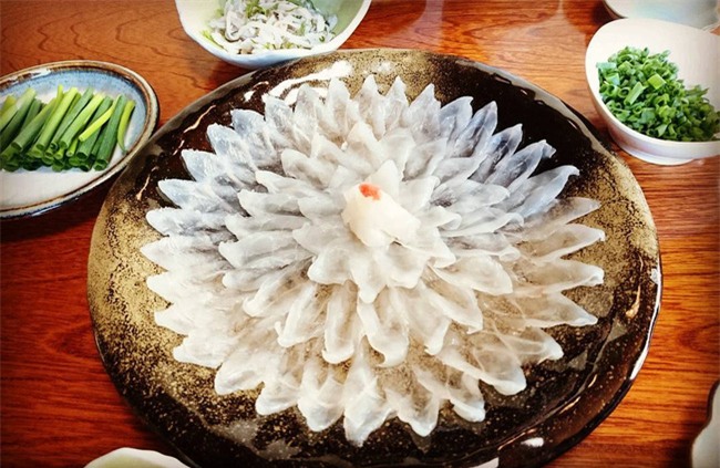 6 món đặc sản nổi tiếng thế giới có “cho thêm tiền” chưa chắc bạn đã dám ăn - Ảnh 1.