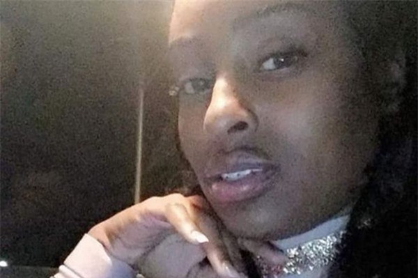 Hút mỡ để nâng cấp vòng 3 sau khi sinh con, người mẹ trẻ chết tức tưởi - Ảnh 1.