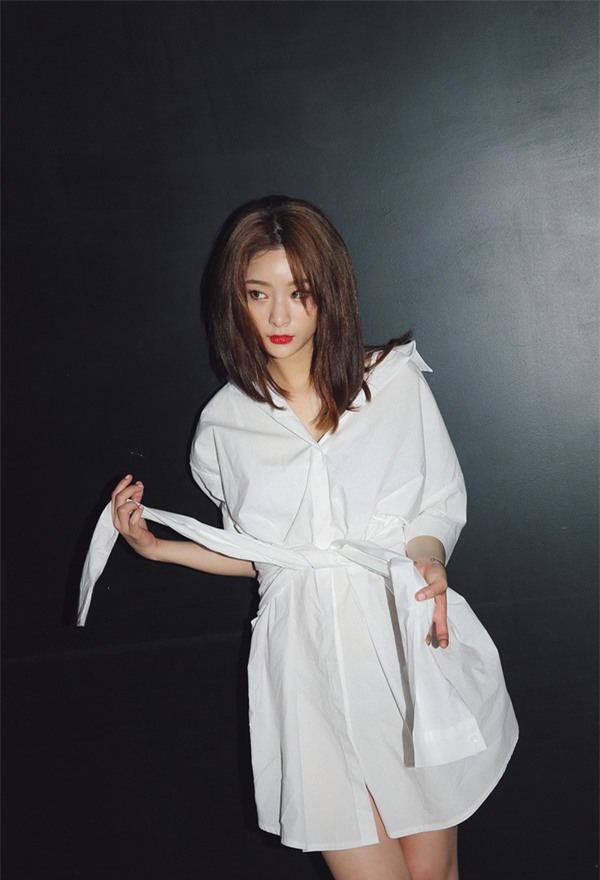 Thời tiết mát mẻ, nàng công sở tha hồ đẹp xinh với đủ kiểu váy sơmi đến sở làm mỗi ngày - Ảnh 18.