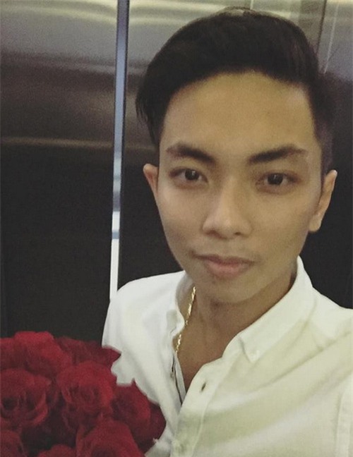 phan hien dien trai nhu "soai ca", mang hoa hong tang sinh nhat vo yeu khanh thi - 1