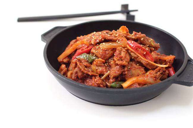 Học người Hàn Quốc làm món thịt xào vừa mềm vừa ngon - Ảnh 6.