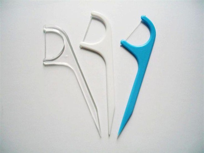 Mẹo kẻ mắt mèo siêu dễ này đang khiến các chị em xôn xao muốn thử liền lập tức - Ảnh 1.