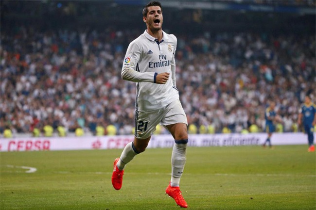 Bạn gái tìm nhà ở London, sao Real Madrid sắp chuyển sang Chelsea? - Ảnh 1.