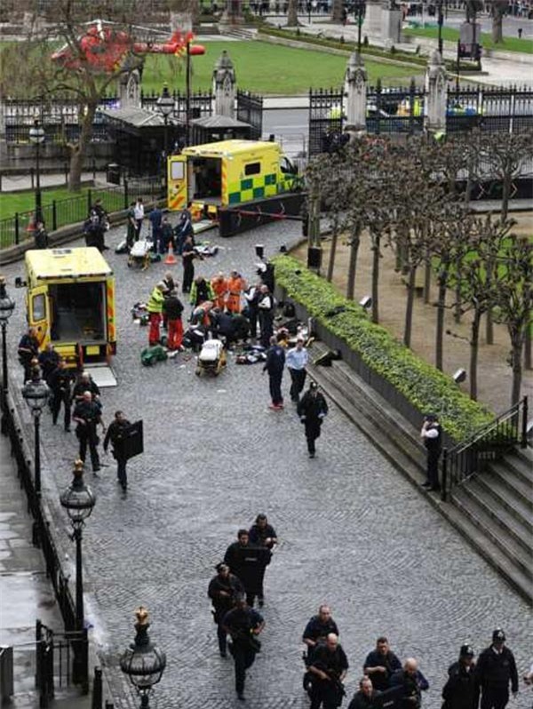khủng bố, Anh, nổ súng bên ngoài tòa Quốc hội Anh