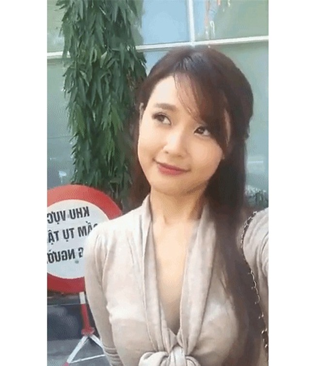 moi lan livestream, my nhan viet lai khien fan khong roi mat hinh anh 13