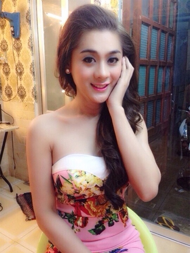 moi lan livestream, my nhan viet lai khien fan khong roi mat hinh anh 3