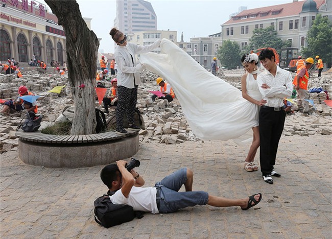 loat hau truong anh cuoi &#34;sieu ba dao&#34; khien ban cuoi ra nuoc mat - 1