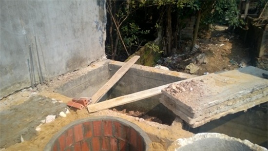 vu phat hien hai cot duoi be phot o thanh hoa: nghi la an mang hinh anh 1