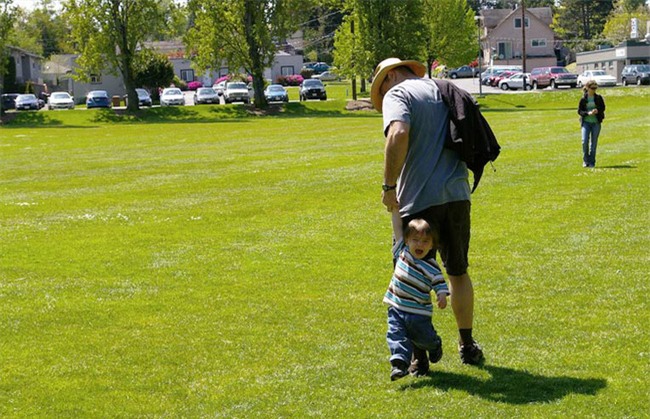 Bài học xương máu khi xử lý những cơn khủng hoảng tâm lý của trẻ - Ảnh 1.