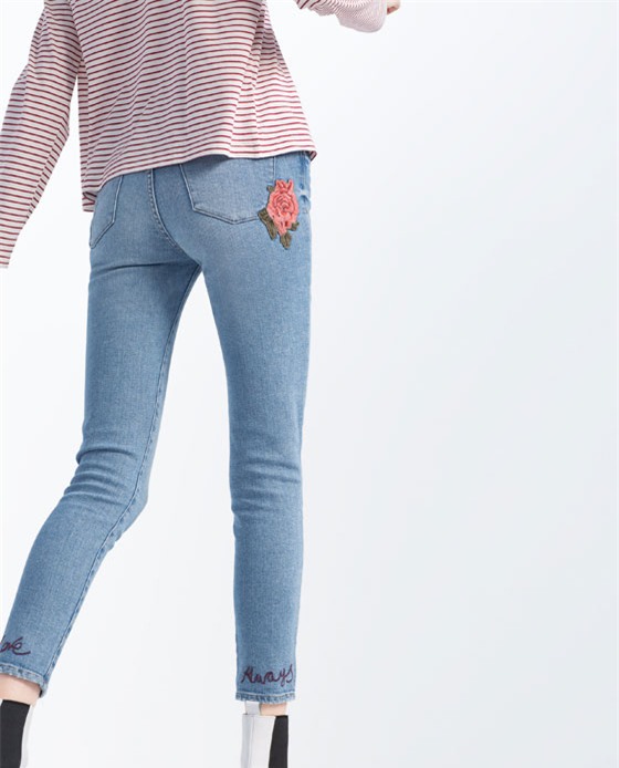 mot quan jeans hot nhat he 2017, khong mua la tiec hui hui - 9