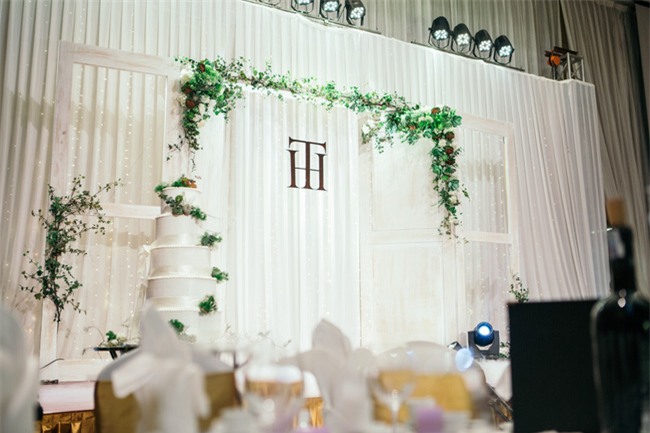 Tình yêu rượu gạo Soju không cưa cũng đổ với soái ca Hàn và hôn lễ đậm chất Việt cùng nón lá và hoa đá - Ảnh 10.