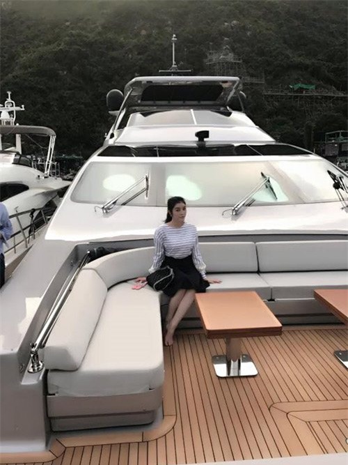 khong chi o nha dat vang, ly nha ky con song vuong gia the nay! - 5