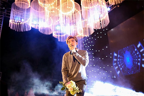 Nữ đại gia Bình Phước hóa công chúa trong đám cưới 6 tỷ đồng với bạn trai 7 năm - Ảnh 11.