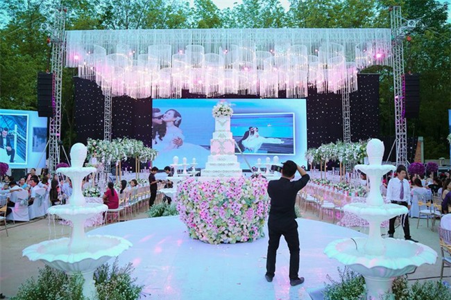Nữ đại gia Bình Phước hóa công chúa trong đám cưới 6 tỷ đồng với bạn trai 7 năm - Ảnh 20.