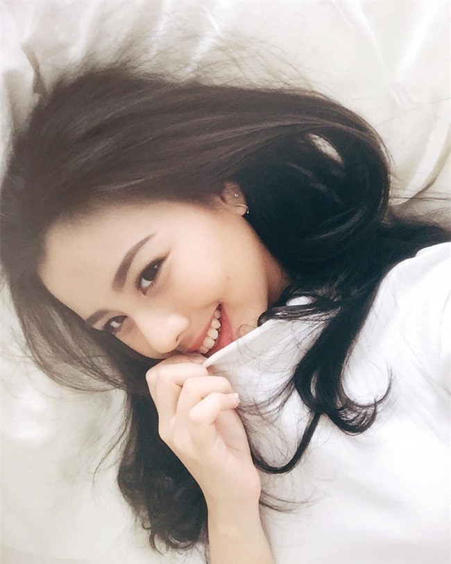 Nàng công sở thường xuyên sử dụng máy tình thì đừng quên 7 mẹo chăm sóc da nhanh gọn này - Ảnh 1.