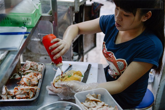 7 quán bánh mì bình dân mà ngon tê lưỡi của Hà Nội - Ảnh 21.