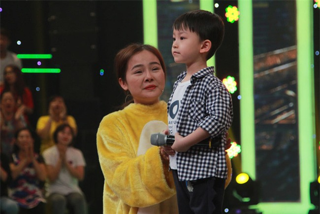 Ai cũng choáng váng trước bé 5 tuổi xinh xắn diễn hài cực duyên này! - Ảnh 10.