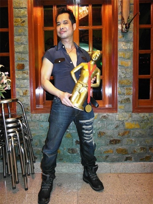 Ngọc Sơn, ông hoàng nhạc sến, ông hoàng nhạc sến ngọc sơn, tài sản ngọc sơn, sao việt