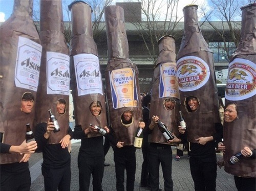 "Hết hồn" với lễ tốt nghiệp độc đáo nhất thế giới - 7