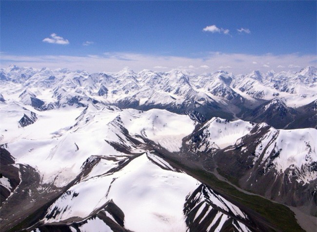 Cảnh đẹp như tranh vẽ của thảo nguyên Tân Cương - Ảnh 6.