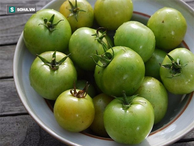 5 lưu ý tuyệt đối không làm khi ăn cà chua để tránh gây hại - Ảnh 1.