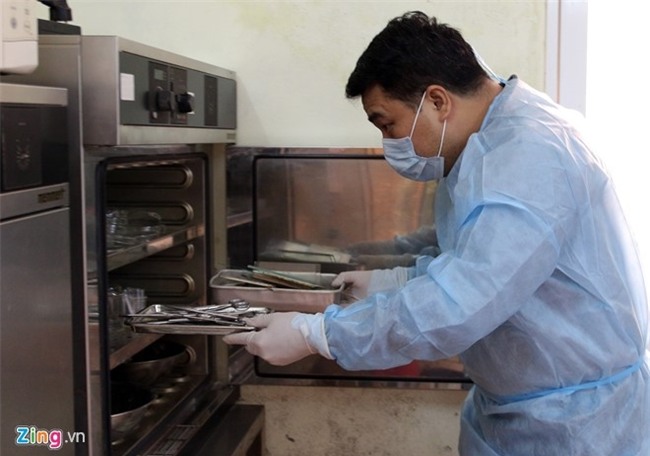 Bac si phap y: 'Anh em phai tam 2-3 lan moi dam ve nha' hinh anh 2