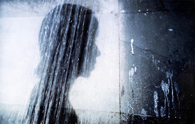 Những thứ đáng sợ này trong vòi hoa sen có thể khiến bạn mang bệnh - Ảnh 2.