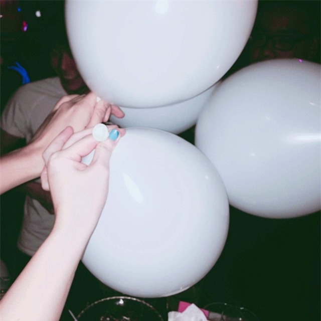 Bóng cười cỡ nhỏ