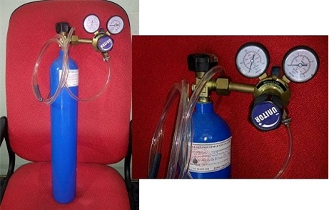 Bình bơm khí cười (Ảnh: Internet)